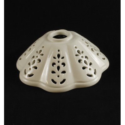 Piatto in ceramica traforata per lampadario