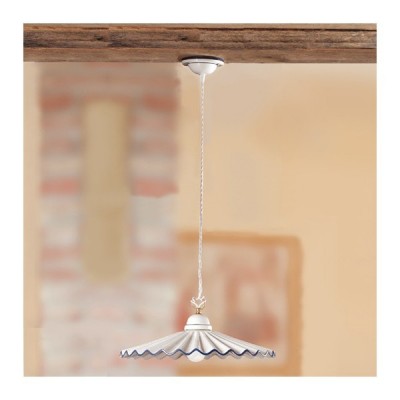 Flacher, plissierter Keramik-Kronleuchter im rustikalen Vintage-Landhausstil – Ø 43 cm