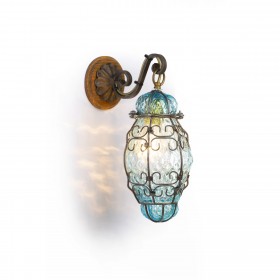 Lucerne lantern in Venetian blue blown glass in a cage of iron Height: 37 cm