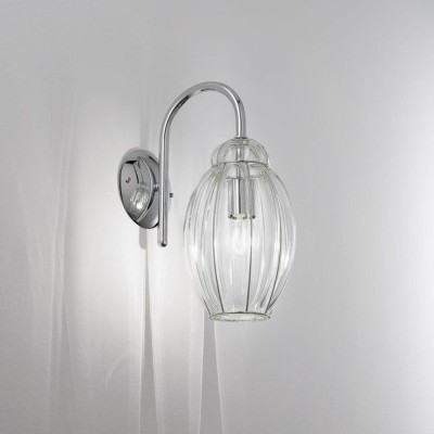 Elegant wall light in Venetian blown glass